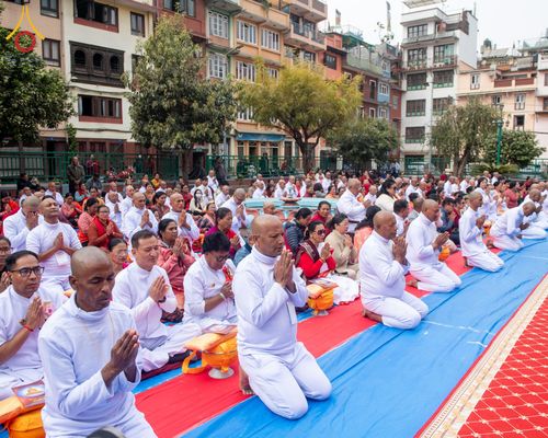 ภาพ No.209739:วันที่ 28 กุมภาพันธ์ พ.ศ.2568 พิธีเปิดโครงการบวชสามเณร พิธีถวายไทยธรรม พิธีขอขมามอบผ้าไตร  ณ เมืองปาตัน ประเทศเนปาล