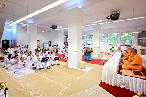 ภาพ No.261974:วันที่ 19 ตุลาคม พ.ศ. 2568 พิธีทอดกฐินวัดพุทธนอร์ดไรน์ เวสท์ฟาเล่น  ประเทศเยอรมัน 