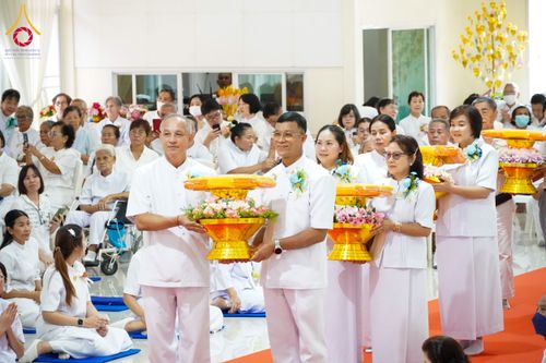 ภาพ No.174764:พิธีทอดกฐินสามัคคี ธรรมอุทยานบ้านแป้ง อำเภอพรหมบุรี จังหวัดสิงห์บุรี ในโครงการกฐินสามัคคีทั่วไทย 30,000 วัด บูชาธรรม 80 ปี หลวงพ่อธัมมชโย โดยคณะศิษยานุศิษย์วัดพระธรรมกาย วันที่ 26 ตุลาคม พ.ศ. 2567
