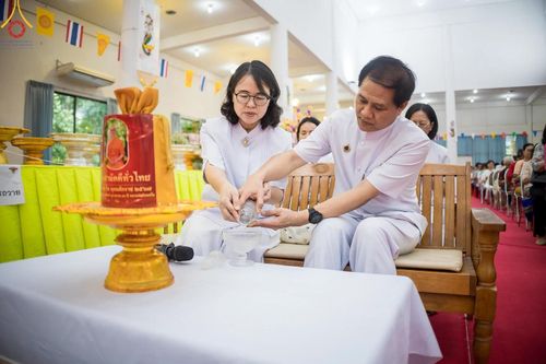 ภาพ No.171247:พิธีทอดกฐิน ณ วัดกิตติวนาราม(วัดสามกอง) อำเภอเมือง จังหวัดภูเก็ต ในโครงการกฐินสามัคคีทั่วไทย 30,000 วัด บูชาธรรม 80 ปี หลวงพ่อธัมมชโย โดยคณะศิษยานุศิษย์วัดพระธรรมกาย วันที่ 27 ตุลาคม พ.ศ. 2567