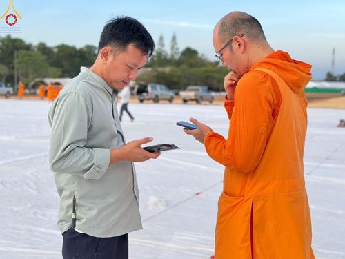 ภาพ No.127999:V.32 เต็มที่เพื่อบางกล่ำ การเตรียมงานของเจ้าหน้าที่หน่วยงานต่างๆ  เพื่องานธรรมยาตราอัญเชิญพระบรมสารีริกธาตุ ประดิษฐาน ณ ศูนย์ปฏิบัติธรรมภาคใต้ อ.บางกล่ำ จ.สงขลา ระหว่างวันที่ 9-10 มีนาคม พ.ศ. 2567