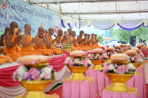 ภาพ No.90921:พิธีวางแผ่นพื้นคอนกรีต บรรจุดวงแก้ว และปฐมรัตนปฐวี ในบ่อมงคลมหาสมบัติ เพื่อสถาปนาอาคาร 80 ปี หลวงพ่อธัมมชโย วันอาทิตย์ที่ 15 ตุลาคม พ.ศ. 2566 ณ ศูนย์ปฎิบัติธรรมวิหารแดง จ.สระบุรี