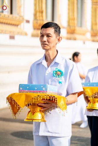 ภาพ No.189691:พิธีทอดผ้าป่าทำนุบำรุงศาสนสถาน ในโครงการธรรมยาตรา กตัญญูบูชา มหาปูชนียาจารย์ พระมงคลเทพมุนี(สด จนฺทสโร) พระผู้ปราบมาร อนุสรณ์สถาน 7 แห่ง ปีที่ 13 ณ วัดใหม่พิบูลย์ผล ต.บางเลน อ.สองพี่น้อง จ.สุพรรณบุรี วันที่ 5 มกราคม พ.ศ. 2568