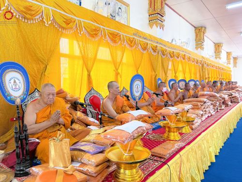 ภาพ No.169586:พิธีทอดกฐิน ณ วัดอินทราราม(หุบรัก) ต.โพรงมะเดื่อ อ.เมือง จ.นครปฐม ในโครงการกฐินสามัคคีทั่วไทย 30,000 วัด บูชาธรรม 80 ปี หลวงพ่อธัมมชโย โดยคณะศิษยานุศิษย์วัดพระธรรมกาย วันที่ 26 ตุลาคม พ.ศ. 2567