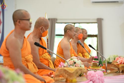 ภาพ No.101010:พิธีตัดปอยผมและปลงผมธรรมทายาท โครงการอุปสมบทบูชาธรรมมหาปูชนียาจารย์ พ.ศ. 2566 ณ ศูนย์อบรมจังหวัดสระบุรี วันเสาร์ที่ 2 ธันวาคม พ.ศ. 2566
