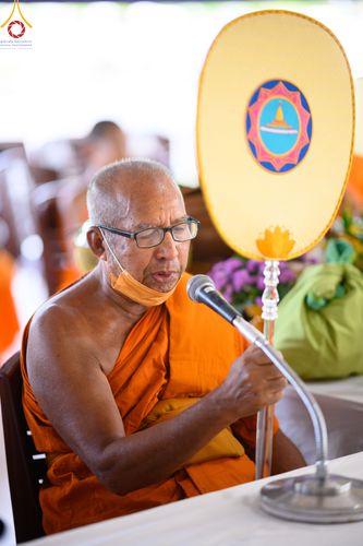 ภาพ No.81193:พิธีถวายสังฆทานแด่คณะสงฆ์ 323 วัด พิธีมอบกองทุนหนุนแรงใจช่วยครูใต้ และพิธีทำบุญอุทิศส่วนกุศลแด่ผู้วายชนม์ในเหตุการณ์ความไม่สงบ ๔ จังหวัดชายแดนภาคใต้  ปีที่ 19 ครั้งที่ 162 วันเสาร์ที่ 27 พฤษภาคม พ.ศ. 2566 ณ ศูนย์ปฏิบัติธรรมภาคใต้ อ.บางกล่ำ จ.สงขลา