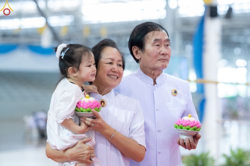 ภาพ No.77817:พิธีหล่อพระบรมพุทธเจ้า ทิศตะวันตก  วันอาทิตย์ที่ 19 มีนาคม พ.ศ. 2566 ณ วัดพระธรรมกาย จ.ปทุมธานี