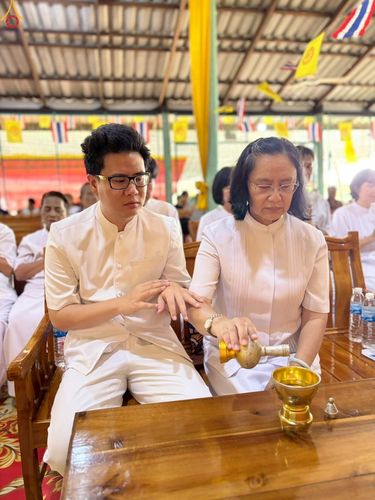 ภาพ No.283274:วันที่ 26 ตุลาคม 2568 พิธีทอดกฐินสามัคคีทั่วไทย 30,000 วัด  โดยคณะศิษยานุศิษย์ บูชาธรรม 81 ปี  หลวงพ่อธัมมชโย ณ วัดเฉลิมลาภ อ.หนองใหญ่ จ.ชลบุรี