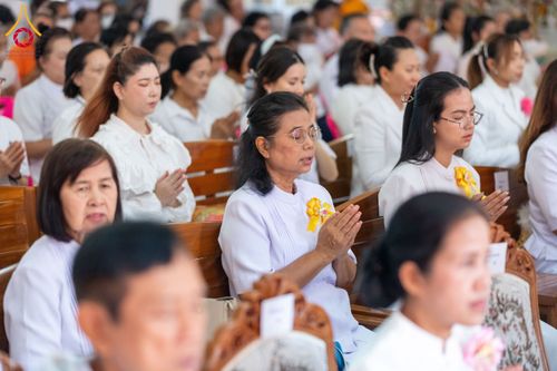 ภาพ No.204684:พิธีทอดผ้าป่าทำนุบำรุงศาสนสถาน ณ วัดเกิดการอุดม ตำบลคลองสาม อำเภอคลองหลวง จังหวัดปทุมธานี ในโครงการธรรมยาตรา กตัญญูบูชา มหาปูชนียาจารย์ พระมงคลเทพมุนี(สด จนฺทสโร) พระผู้ปราบมาร อนุสรณ์สถาน 7 แห่ง ปีที่ 13 วันที่ 30 มกราคม พ.ศ. 2568