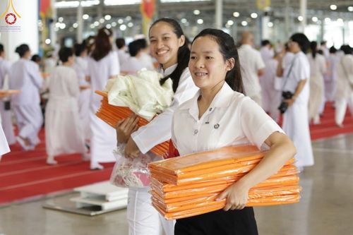 ภาพ No.150632:V.44 เพื่อพ่อ ภาพเตรียมงาน ปฎิบัติงาน ของเจ้าหน้าที่ อาสาสมัคร ทุกสถานะ เพื่อความสำเร็จ ในงานวันธรรมชัย วันอังคารที่ 27 สิงหาคม พ.ศ. 2567