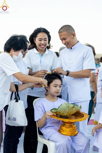 ภาพ No.132699:พิธีปลงผมยุวธรรมทายาท รุ่นที่ 32 มัชฌิมธรรมทายาท รุ่นที่ 28 ณ ลานธรรม วัดพระธรรมกาย วันเสาร์ที่ 30 มีนาคม พ.ศ. 2567