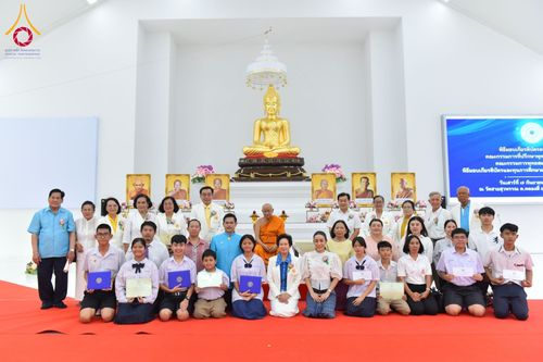 ภาพ No.152547:พิธียกฉัตรขาว 5 ชั้น กางกั้นถวายองค์พระประธาน อาคารปฏิบัติธรรมวัดสายสุวพรรณ ต.คลองสี่ อ.คลองหลวง จ.ปทุมธานี วันเสาร์ที่ 7 กันยายน พ.ศ. 2567