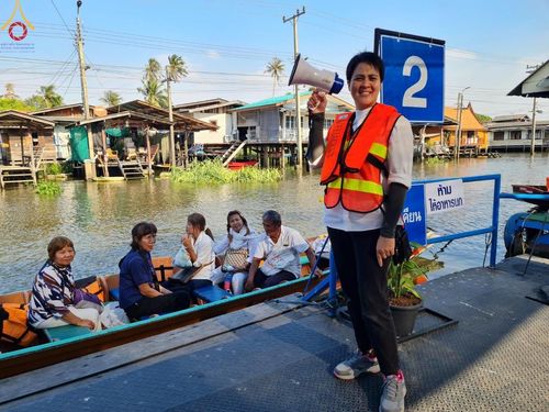 ภาพ No.198772:V.50 สารพัดV สารพัดดี ที่ธรรมยาตรา ในโครงการธรรมยาตรา กตัญญูบูชา มหาปูชนียาจารย์ พระมงคลเทพมุนี(สด จนฺทสโร) พระผู้ปราบมาร อนุสรณ์สถาน 7 แห่ง ปีที่ 13 ระหว่างวันที่ 2-31 มกราคม พ.ศ. 2568