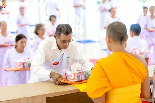 ภาพ No.246775:วันที่ 16-18 กันยายน พ.ศ. 2568 โครงการอบรมอุบาสกแก้วอุบาสิกาแก้ว รุ่นที่ 2 ณ ธุดงคสถานพิษณุโลก