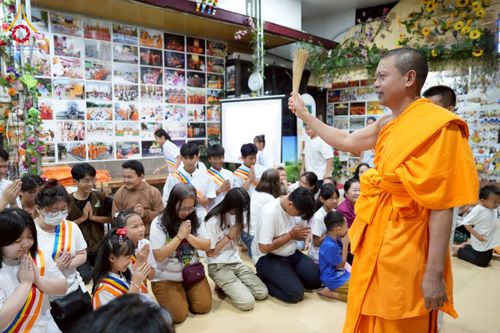 ภาพ No.227629:วันที่ 7 มิถุนายน พุทธศักราช 2568 วิสาขบูชาบนเกาะสุมาตรา ถวายเป็นพระราชกุศล แด่ “สมเด็จพระนางเจ้าสุทิดา พระบรมราชินี”