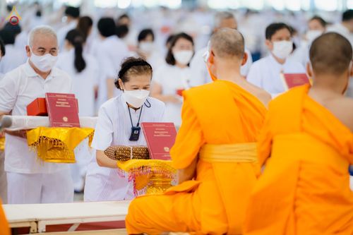 ภาพ No.80571:พิธีถวายทุนสนับสนุนการสร้าง พระไตรปิฎกฉบับธรรมชัย วันเสาร์ที่ 29 เมษายน พ.ศ. 2566 ณ สภาธรรมกายสากล วัดพระธรรมกาย