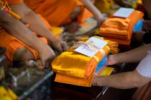 ภาพ No.196634:พิธีทอดผ้าป่าทำนุบำรุงศาสนสถาน ณ วัดไทยเจริญ ตำบลบางขุนกอง อำเภอบางกรวย จังหวัดนนทบุรี  ในโครงการธรรมยาตรา กตัญญูบูชา มหาปูชนียาจารย์ พระมงคลเทพมุนี(สด จนฺทสโร) พระผู้ปราบมาร อนุสรณ์สถาน 7 แห่ง ปีที่ 13 วันที่ 17 มกราคม พ.ศ. 2568