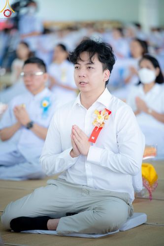 ภาพ No.205732:พิธีสวดพระพุทธมนต์ และถวายภัตตาหารเมนูสวรรค์แด่พระภิกษุ สามเณร วันจันทร์ที่ 3 กุมภาพันธ์ พ.ศ. 2568 ณ หอฉันคุณยายอาจารย์ฯ วัดพระธรรมกาย