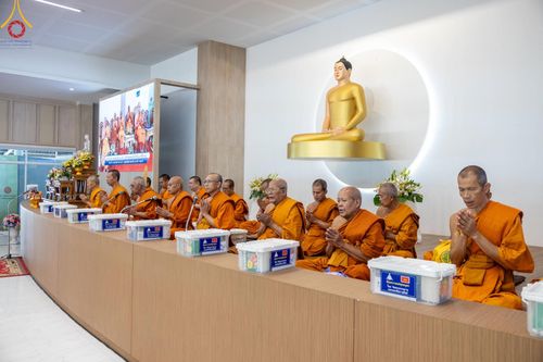 ภาพ No.123932:พิธีถวายสังฆทาน 323 วัด 4 จังหวัดชายแดนภาคใต้ ครั้งที่ 166 ณ ศูนย์ปฏิบัติธรรมภาคใต้ อ.บางกล่ำ จ.สงขลา วันเสาร์ที่ 17 กุมภาพันธ์ พ.ศ. 2567