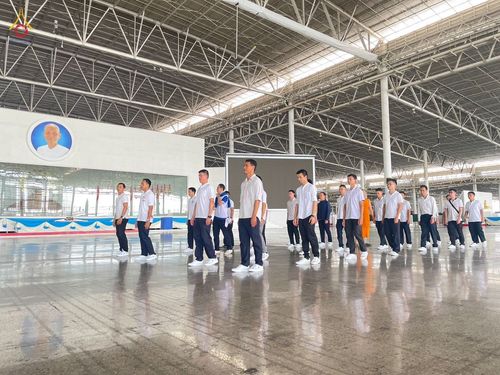 ภาพ No.88742:คณะสงฆ์ เจ้าหน้าที่ และสาธุชน ทุ่มเทแรงกายแรงใจเตรียมงาน เพื่องานวันครูผู้ค้นพบวิชชาธรรมกาย ตั้งแต่วันที่ 20 กันยายน พ.ศ. 2566