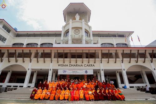 ภาพ No.245064:วันที่ 30-31 สิงหาคม พ.ศ. 2568 พิธีฉลองสมโภช พระบรมสารีริกธาตุ ณ วัดพระธรรมกายกัวลาลัมเปอร์ ประเทศมาเลเซีย เพื่ออัญเชิญไปประดิษฐาน ณ วัดพุทธมหาวิหาร ประเทศศรีลังกา