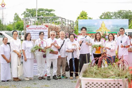 ภาพ No.241352:วันอาทิตย์ที่ 24 สิงหาคม พ.ศ.2568 พิธีปฐมผ้าป่าสถาปนาองค์พระเจดีย์เพื่อสร้างสันติภาพโลก พิธีไถ่ชีวิตโค สร้างมหากุศลด้วยการให้ชีวิตสัตว์เป็นทาน ณ ศูนย์ปฏิบัติธรรมสระบุรี อ.พระพุทธบาท จ.สระบุรี