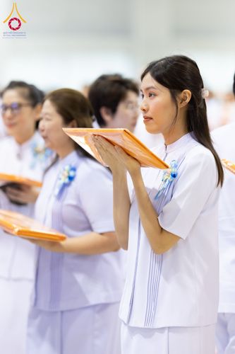 ภาพ No.134354:พิธีทอดผ้าป่าสมทบ มหาสังฆทาน 10,000 วัด ทั่วไทย วันอาทิตย์ต้นเดือนที่ 7 เมษายน พ.ศ.2567 ณ ห้องแก้วสารพัดนึก 1 สภาธรรมกายสากล  วัดพระธรรมกาย จ.ปทุมธานี