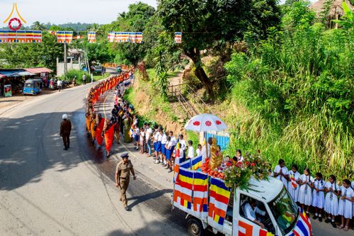 ภาพ No.226300:วันที่ 7-10 พฤษภาคม พ.ศ. 2568 โครงการเดินธรรมยาตรา สยาม-ลังกา ธรรมยาตรา ฉลองเทศกาลวิสาขบูชาแห่งชาติ ศรีลังกา บูชาธรรม 81 ปี หลวงพ่อธัมมชโย เมืองนูวราอิลิยา ประเทศศรีลังกา