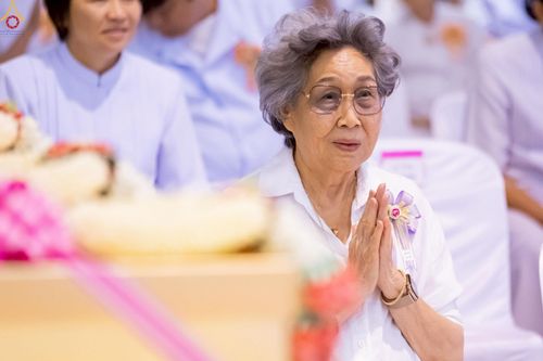 ภาพ No.236265:วันที่ 3 สิงหาคม พ.ศ. 2568 พิธีมุทิตาสักการะพระภิกษุ ผู้สอบได้เปรียญธรรม 9 ประโยค ระดับโลก ปีที่ 37, พิธีมอบโล่และทุนการศึกษา สำนักเรียนบาลีดีเด่นทั่วประเทศ ณ ห้องแก้วสารพัดนึก 1 วัดพระธรรมกาย