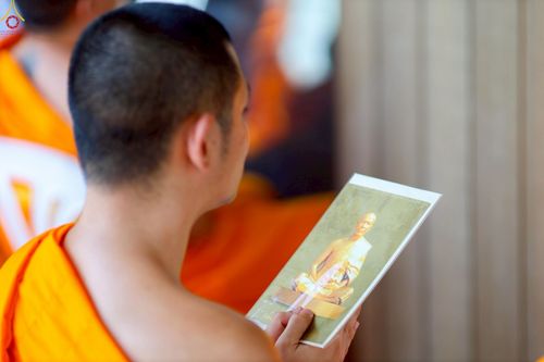 ภาพ No.249233:วันที่ 20 กันยายน พ.ศ. 2568 พิธีประดิษฐานรูปหล่อหลวงปู่วัดปากน้ำ ภาษีเจริญ ณ วิหารพระมงคลเทพมุนี (สด จนฺทสโร) ศูนย์ปฏิบัติธรรมภูเก็ต จ.ภูเก็ต