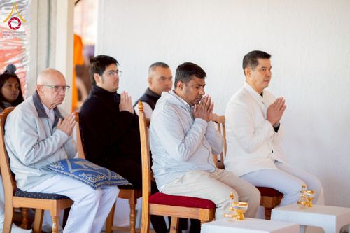 ภาพ No.231698:โครงการบรรพชาอุปสมบทหมู่ครั้งที่ 2 ณ วัดพระธรรมกายโจฮันเนสเบิร์ก ประเทศแอฟริกาใต้ วันอาทิตย์ 29 มิถุนายน พ.ศ. 2568