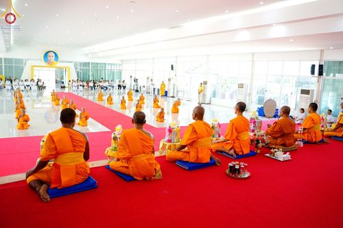 ภาพ No.134893:พิธีตัดปอยผม พิธีขอขมารับผ้าไตร พิธีบรรพชา และพิธีถวายบาตร ในโครงการบรรพชาสามเณร ฟื้นฟูพระพุทธศาสนาทั่วไทย  ณ ศูนย์ปฏิบัติธรรมและศูนย์อบรมเยาวชนเพชรบุรี ต.ท่าแลง อ.ท่ายาง จ.เพชรบุรี