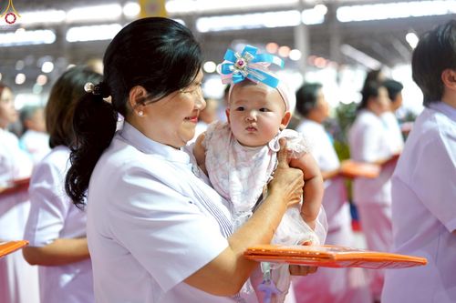 ภาพ No.277532:วันอาทิตย์ต้นเดือนที่ 7 ธันวาคม พ.ศ.2568 พิธีทอดผ้าป่าต้นสมบัติจักรพรรดิ ณ สภาธรรมกายสากล วัดพระธรรมกาย