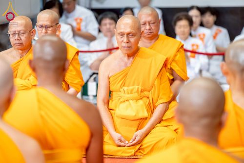 ภาพ No.223790:วันอาทิตย์ที่ 11 พฤษภาคม พ.ศ. 2568 พิธีอุปสมบทสามเณรเปรียญธรรมอุปสมบทอุทิศชีวิต 9 รูป อุบาสก 1 ท่าน ณ อุโบสถพระไตรปิฏกวัดพระธรรมกาย