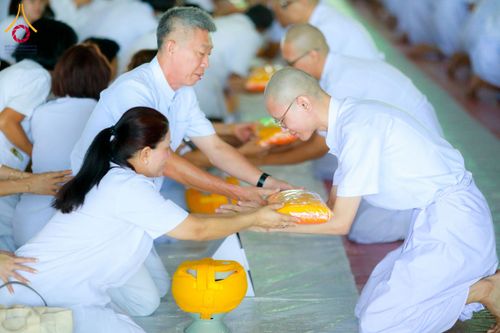 ภาพ No.144136:พิธีบรรพชาอุปสมบทหมู่ พระธรรมทายาทนานาชาติ(ภาษาจีน) รุ่น 19 ณ วัดพระธรรมกาย จ.ปทุมธานี วันเสาร์ที่ 13 กรกฎาคม พ.ศ. 2567