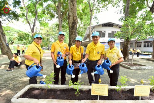 ภาพ No.226772:กิจกรรมจิตอาสาพัฒนา “เราทำความ ดี ด้วยหัวใจ” เนื่องในโอกาสวันพระบาทสมเด็จพระปกเกล้าเจ้าอยู่หัว ณ วัดพระธรรมกาย อ.คลองหลวง จ.ปทุมธานี วันพุธที่ 28 พฤษภาคม พ.ศ. 2568