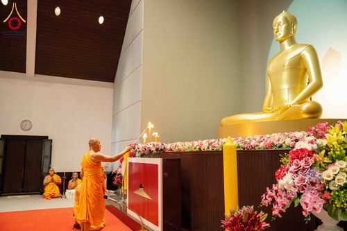 ภาพ No.298193:วันเสาร์ที่ 17 มกราคม พ.ศ. 2569 พิธีบรรพชาอุปสมบท โครงการอุปสมบทหมู่ บูชาธรรมครบ 117 ปี คุณยายอาจารย์มหารัตนอุบาสิกาจันทร์ ขนนกยูง  ณ อุโบสถพระไตรปิฎก วัดพระธรรมกาย