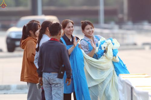 ภาพ No.320209:วันที่ 3-7 เมษายน พ.ศ.2569 การเตรียมงาน ณ ลานธรรม เพื่องานถวายมหาสังฆทาน 40,000 กว่าวัดทั่วประเทศ วันคุ้มครองโลก 22 เมษายน พ.ศ.2569 วัดพระธรรมกาย