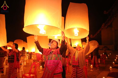 ภาพ No.309124:วันศุกร์ที่ 6 กุมภาพันธ์ พ.ศ.2569 พิธีจุดประทีปโคมลาน ปล่อยโคมลอยถวายเป็นพุทธบูชา  ณ ลานธรรมเจดีย์วัดทุ่งเจริญธรรม อ.อมก๋อย จ.เชียงใหม่