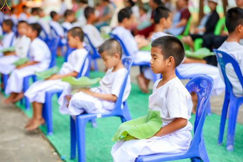 ภาพ No.317938:วันพฤหัสบดีที่ 2 เมษายน พ.ศ.2569 พิธีปลงผม , พิธีขอขมามอบบาตรและผ้าไตร , พิธีบรรพชาสามเณร จำนวน 28 รูป   ณ วัดโซกเป็ดอภิญญาโณ ต.เมืองเก่า อ.เมือง จ.สุโขทัย