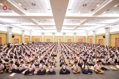 ภาพ No.282317:วันอังคารที่ 23 ธันวาคม พ.ศ.2568 รวมพลังเด็กดีวีสตาร์ 1,200 คน  ณ มหาวิทยาลัยราชภัฏยะลา จังหวัดยะลา