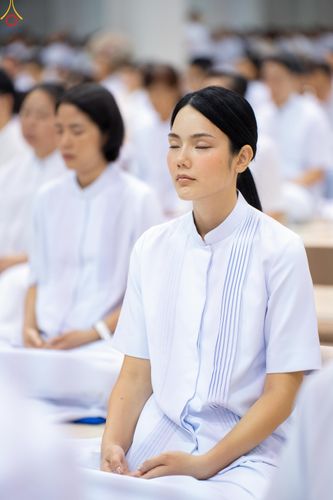 ภาพ No.337840:วันอาทิตย์ต้นเดือน 5 กรกฎาคม พ.ศ.2569 พิธีบูชาข้าวพระ ณ สภาธรรมกายสากล วัดพระธรรมกาย