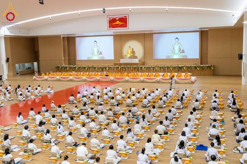 ภาพ No.313624:วันอาทิตย์ที่ 15 มีนาคม พ.ศ. 2569 พิธีร่วมบุญบรรพชาสามเณร 5000 รูป ณ ห้องแก้วสารพัดนึก 2 สภาธรรมกายสากล วัดพระธรรมกาย