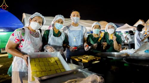 ภาพ No.70060:พิธีถวายภัตตาหารเป็นสังฆทาน แด่คณะพระธรรมยาตราฯ ในโครงการธรรมยาตราฯ ปีที่ 11 ณ อนุสรณ์สถานคลองบางนางแท่น อ.สามพราน จ.นครปฐม วันที่ 11 มกราคม พ.ศ. 2566