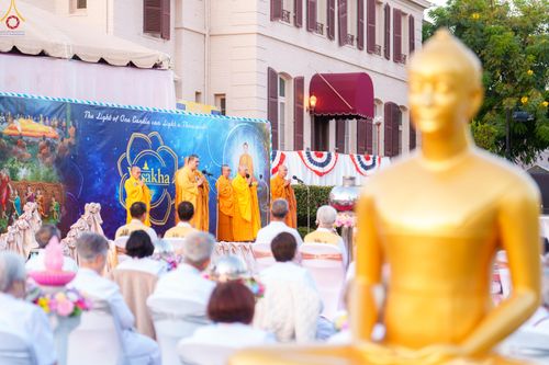 ภาพ No.332935:วันอาทิตย์ที่ 31 พฤษภาคม พ.ศ. 2569 วันวิสาขบูชา ณ วัดพระธรรมกายแคลิฟอร์เนีย  ประเทศสหรัฐอเมริกา