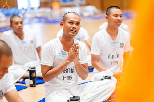ภาพ No.341063:วันที่ 26 กรกฎาคม พ.ศ. 2569 โครงการพัฒนาคุณธรรม จริยธรรม สำหรับนักเรียนนายสิบตำรวจ (นสต.) รุ่นที่ 17 ศูนย์ฝึกอบรมตำรวจภูธรภาค 1 ได้จัดกิจกรรม ตักบาตรเพื่อน้อมอุทิศถวายเพื่อเป็นพระราชกุศลฯ  และปฏิบัติธรรม ติวธรรมมะ ณ ศูนย์ปฏิบัติธรรมเวิล์ดพีช วัลเล่ย์ (Wo