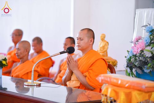 ภาพ No.313040:วันเสาร์ที่ 28 กุมภาพันธ์  พ.ศ. 2569 พิธีทอดผ้าป่าสามัคคีเพื่อสร้างอาคารที่พักสามเณร ณ ศูนย์ปฏิบัติธรรมสวนผึ้ง จ.ราชบุรี