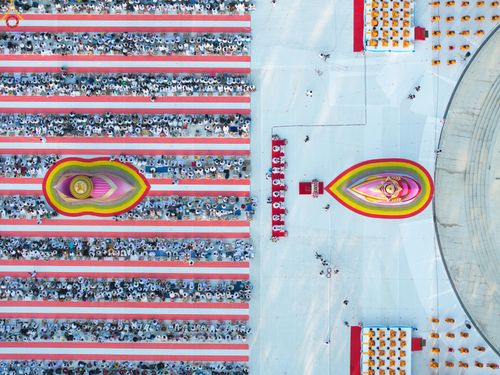 ภาพ No.292384:วันที่ 11 มกราคม พ.ศ. 2569 พิธีตักบาตรพระธรรมยาตรา ณ อนุสรณ์สถานคลองบางนางแท่น อ.สามพราน จ.นครปฐม ในโครงการธรรมยาตรา กตัญญูบูชา มหาปูชนียาจารย์ พระมงคลเทพมุนี(สด จนฺทสโร) พระผู้ปราบมาร อนุสรณ์สถาน 7 แห่ง ปีที่ 14