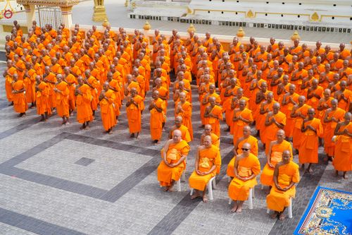 ภาพ No.280447:วันที่ 4 ธันวาคม พ.ศ. 2568 พิธีอุปสมบทหมู่ ในโครงการบวชบูชาธรรมมหาปูชนียาจารย์ 4 วัด ในจังหวัดบุรีรัมย์