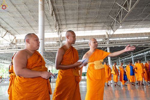 ภาพ No.85057:บรรยากาศการต้อนรับพระสังฆาธิการทั่วประเทศ และพิธีบูชาข้าวพระในวันสมาธิโลก วันอาทิตย์ต้นเดือนที่ 6 สิงหาคม พ.ศ. 2566 ณ สภาธรรมกายสากล วัดพระธรรมกาย